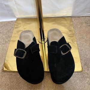 Cushionaire Black Suede Buckle Clogs Cork Footbed | Size 7.5
